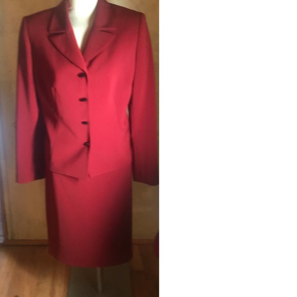 Tahari Dark Red Skirt Suit Size 10 - Picture 1 of 6